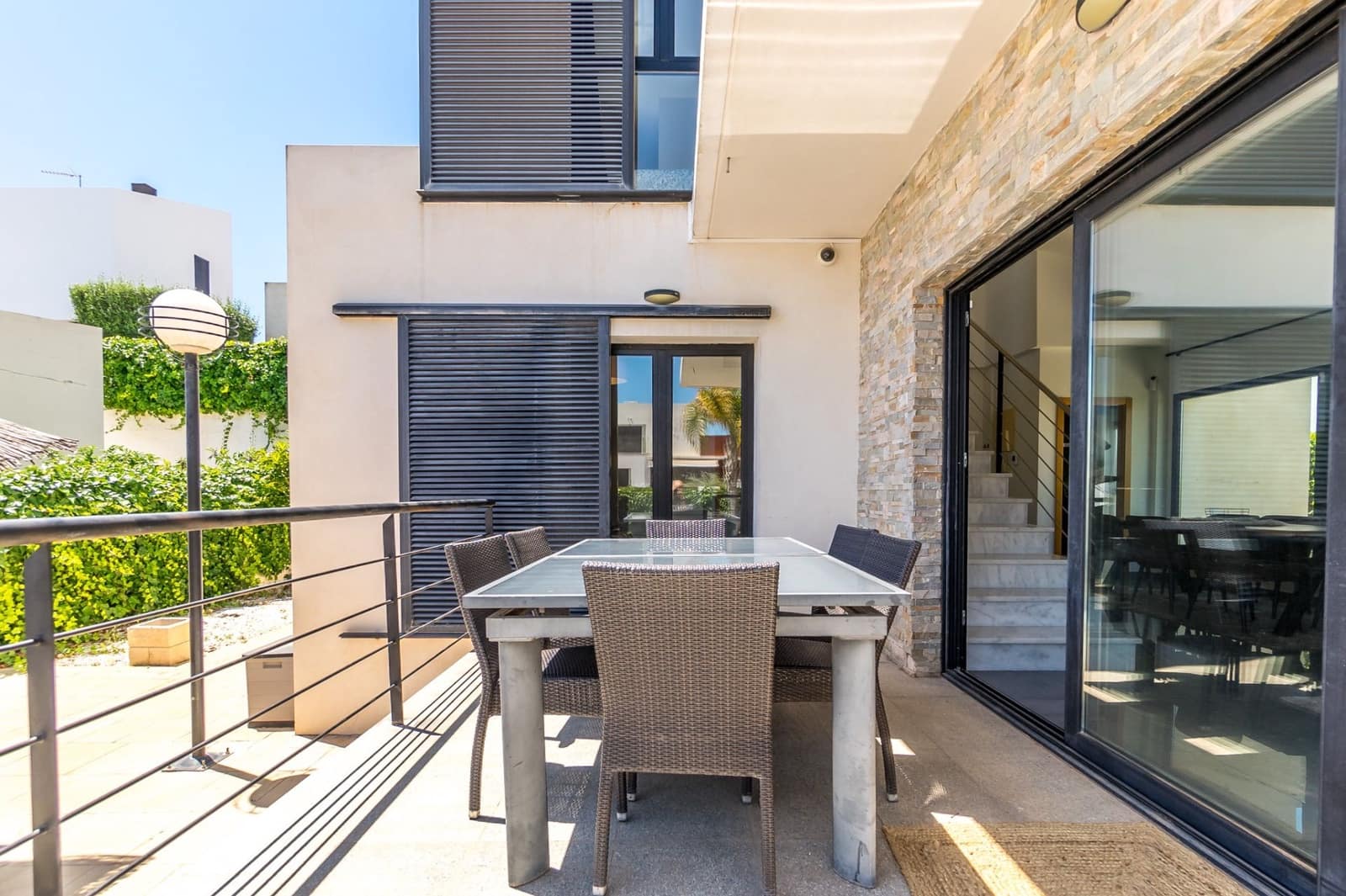 3 bedroom Villa for sale in Polop with pool - € 439,000 (Ref: 8894535)