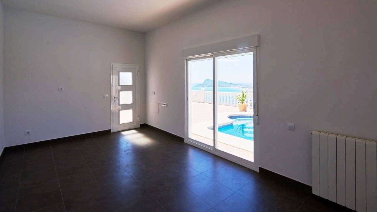 4 bedroom Villa for sale in Altea with pool garage - € 1,195,000 (Ref: 8914778)