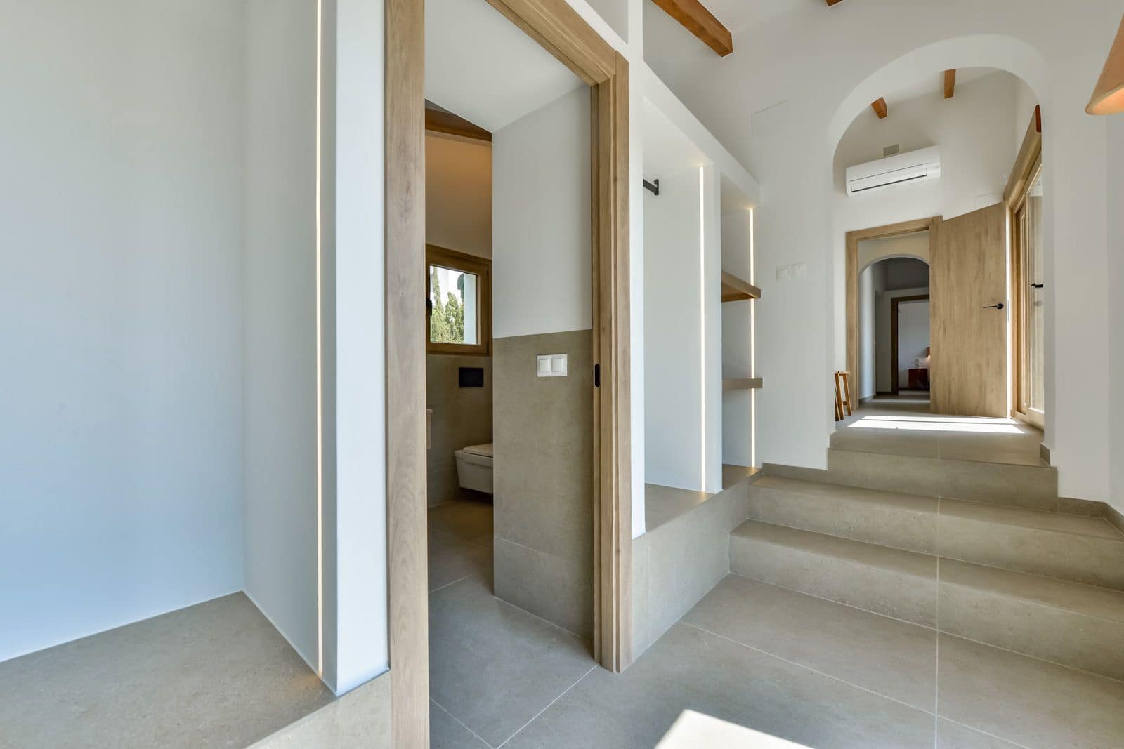 5 bedroom Villa for sale in Altea la Vella with pool garage - € 1,650,000 (Ref: 8917594)