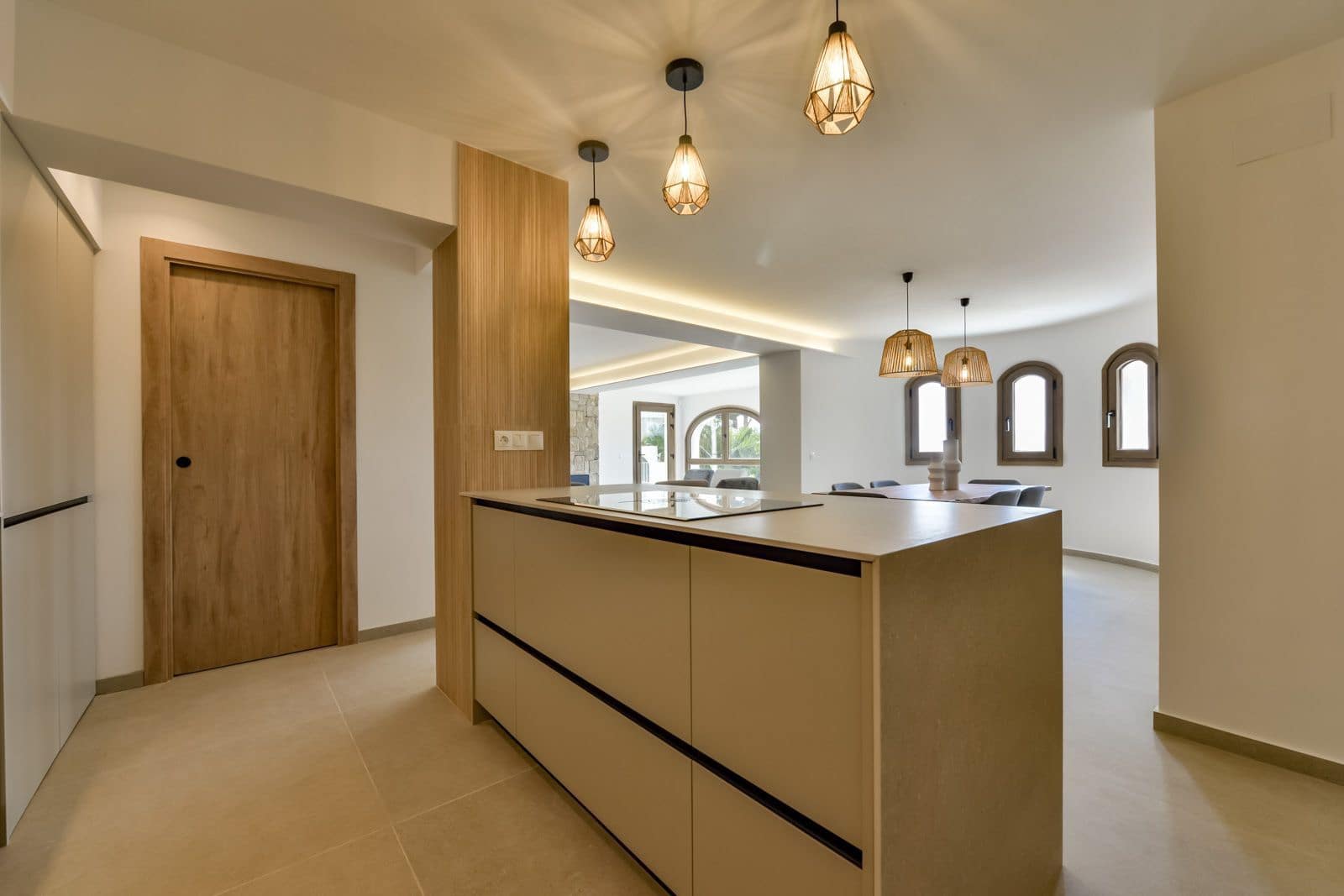 5 bedroom Villa for sale in Altea la Vella with pool garage - € 1,650,000 (Ref: 8917594)