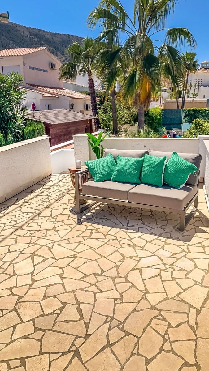 4 Zimmer Villa zu verkaufen in Albir mit Pool Garage - 580.000 € (Ref: 8945917)