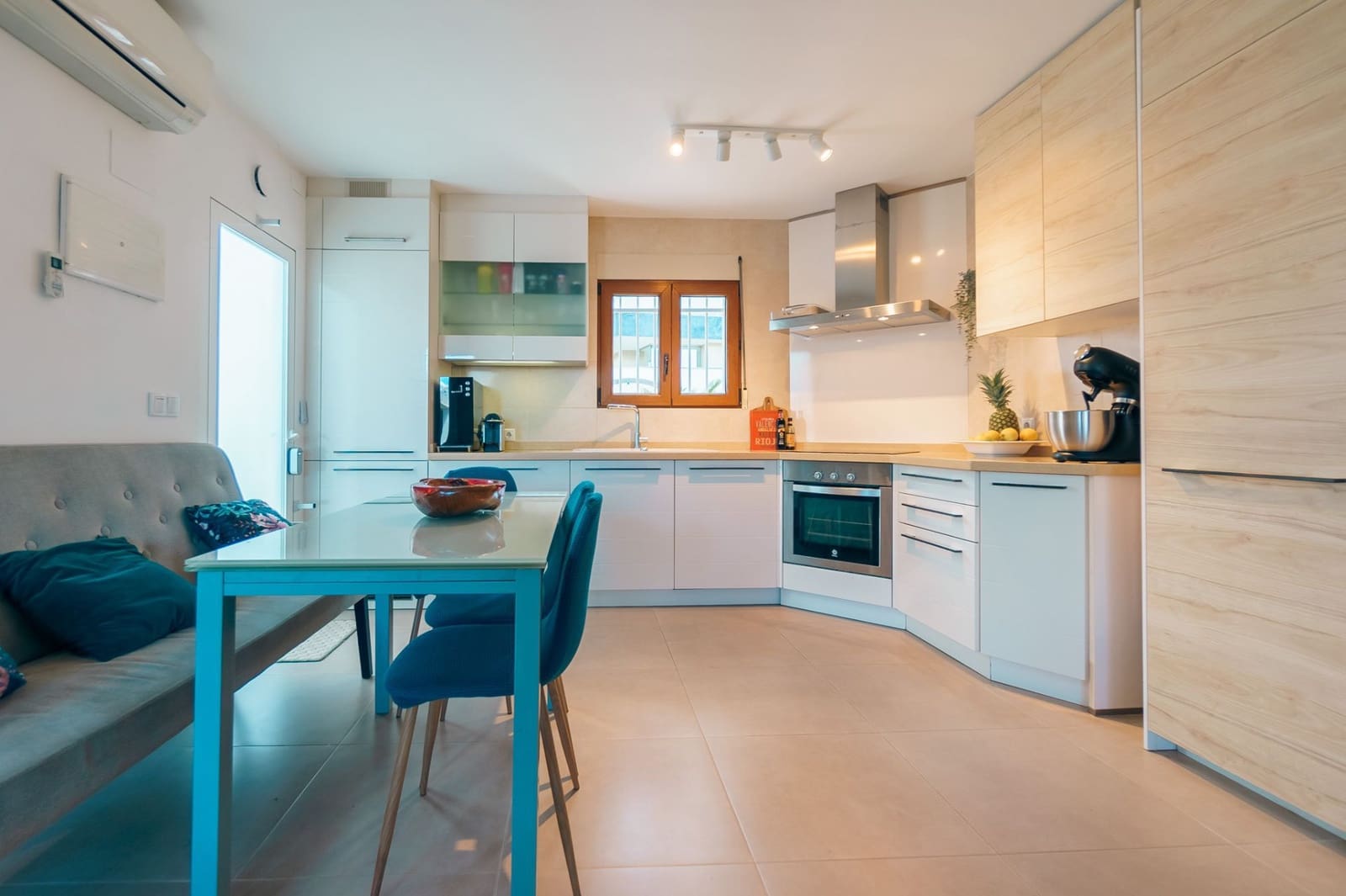 4 Zimmer Villa zu verkaufen in Albir mit Pool Garage - 580.000 € (Ref: 8945917)