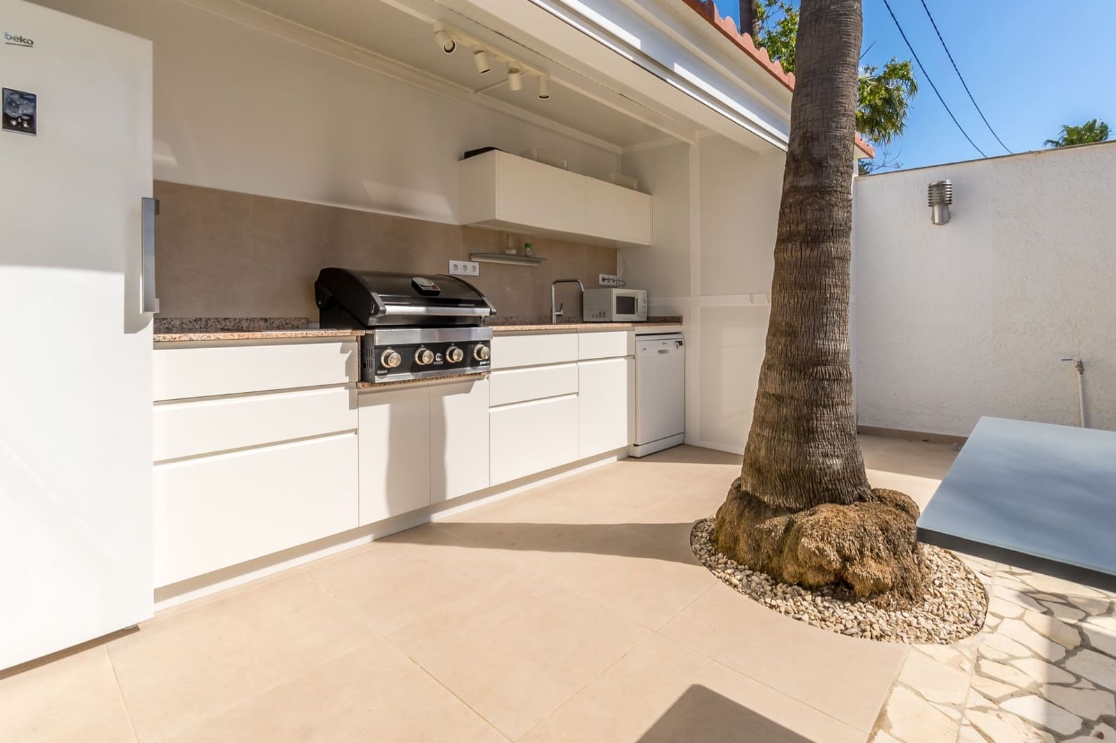 4 Zimmer Villa zu verkaufen in Albir mit Pool Garage - 580.000 € (Ref: 8945917)