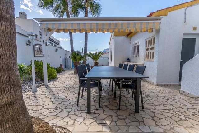 4 makuuhuone Huvila myytävänä paikassa Albir, Alfaz del Pi / L'Alfàs del Pi mukana uima-altaan 
autotalli - 580 000 € (Ref: 8945917)