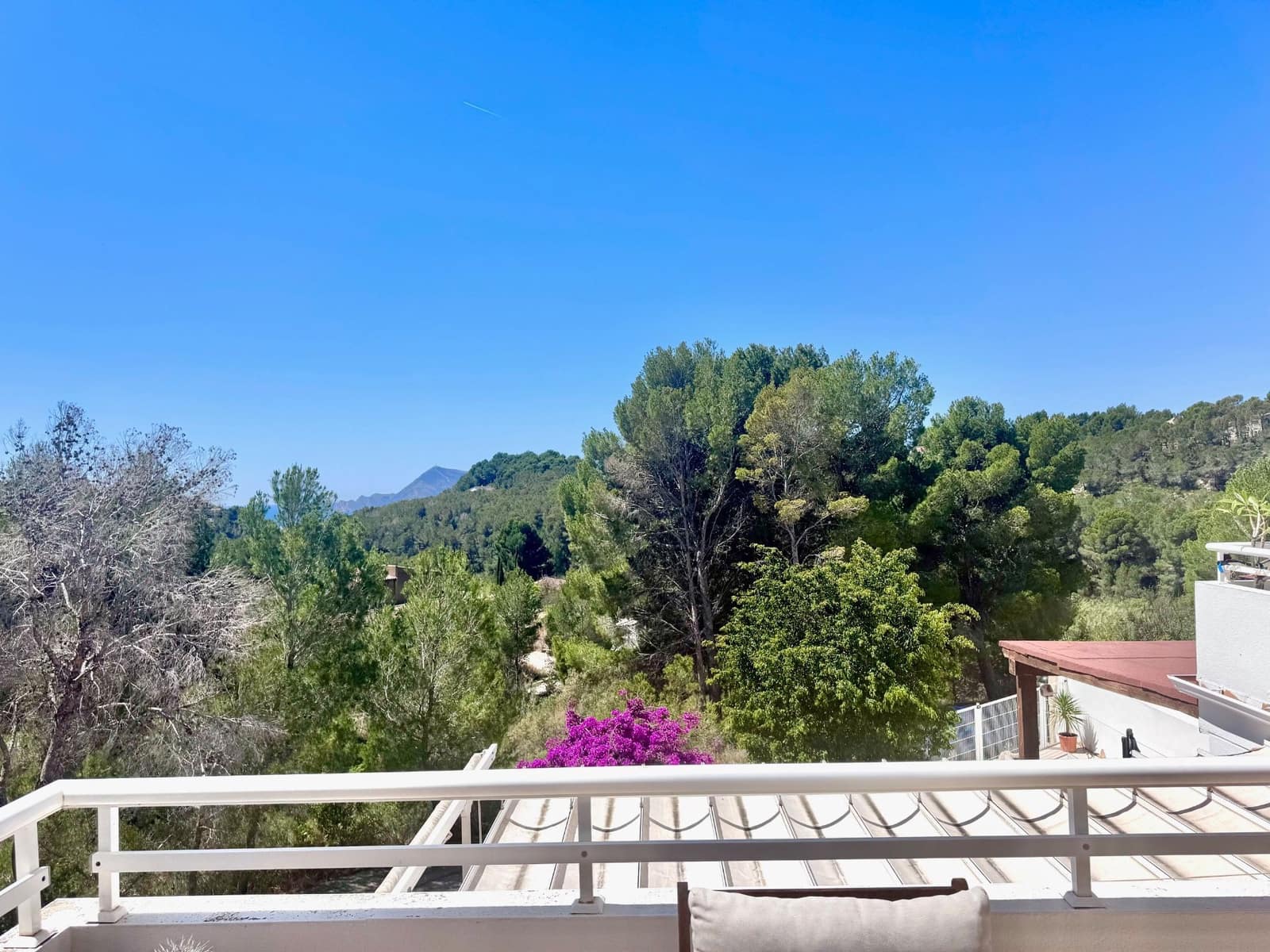 2 bedroom Semi-detached Villa for rent in Altea la Vella with pool garage - € 1,200 (Ref: 9000791)