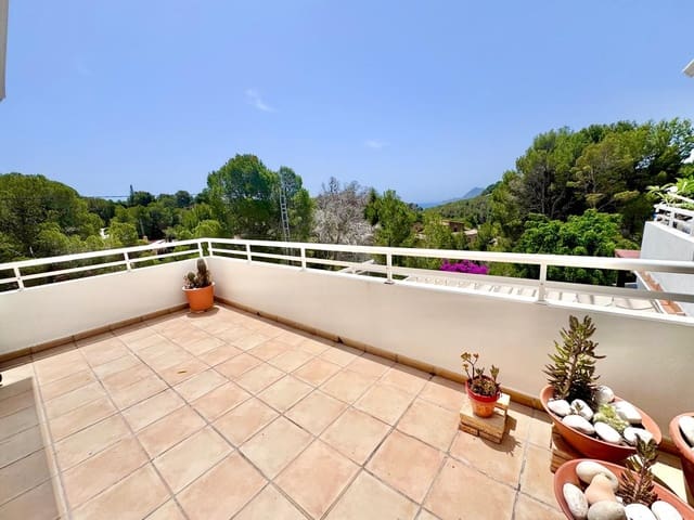 2 bedroom Semi-detached Villa for rent in Altea la Vella, Altea with pool garage - € 1,200 (Ref: 9000791)
