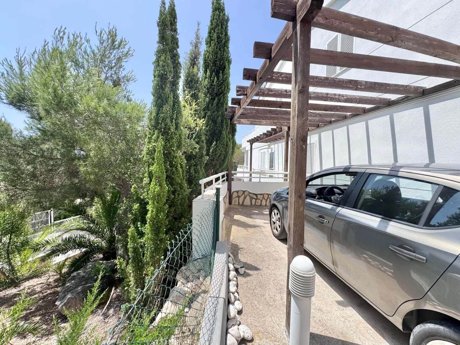 2 bedroom Semi-detached Villa for rent in Altea la Vella with pool garage - € 1,200 (Ref: 9000791)