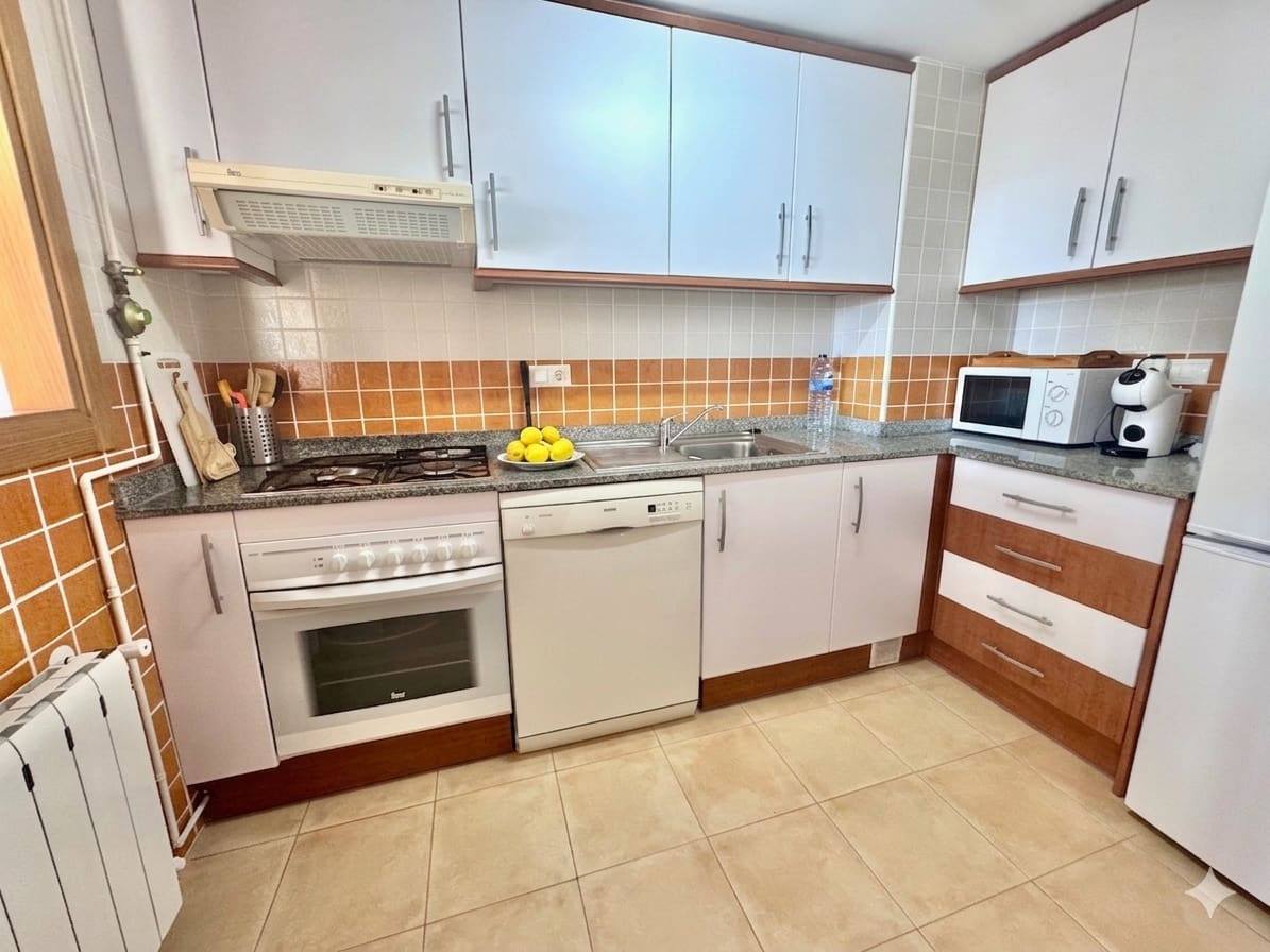 2 soveværelse Semi-Rækkehus til leje i Altea la Vella med swimmingpool garage - € 1.200 (Ref: 9000791)