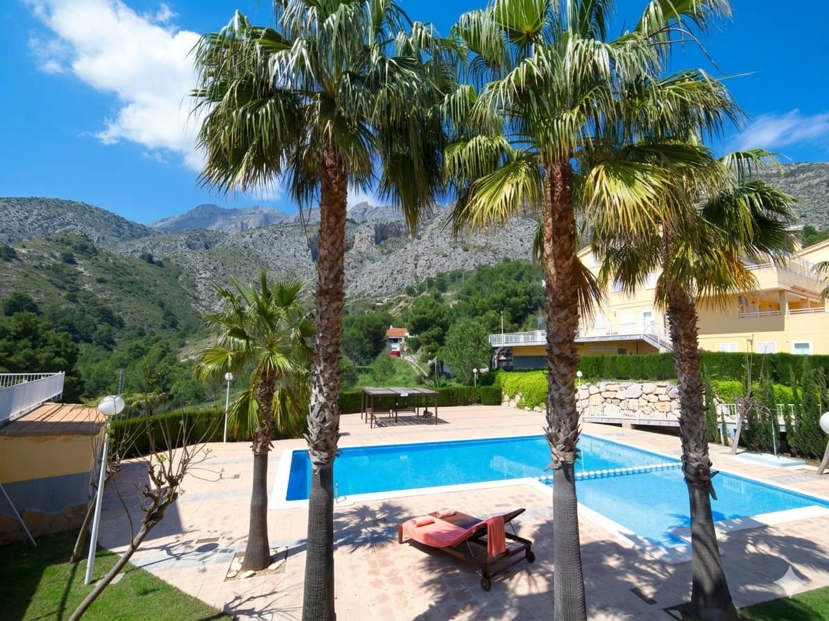 2 soveværelse Semi-Rækkehus til leje i Altea la Vella med swimmingpool garage - € 1.200 (Ref: 9000791)