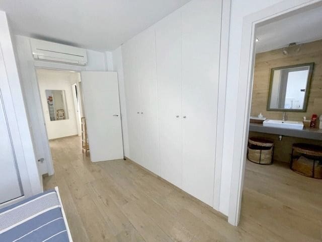3 quarto Moradia Geminada para arrendar em Albir com piscina garagem - 1 800 € (Ref: 9002975)