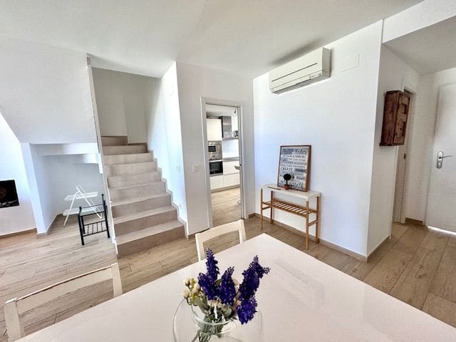 3 quarto Moradia Geminada para arrendar em Albir com piscina garagem - 1 800 € (Ref: 9002975)