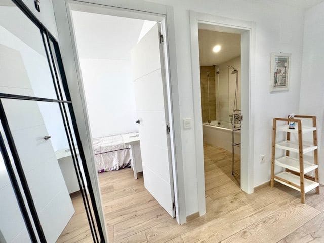 3 quarto Moradia Geminada para arrendar em Albir com piscina garagem - 1 800 € (Ref: 9002975)