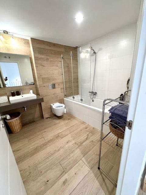 3 quarto Moradia Geminada para arrendar em Albir com piscina garagem - 1 800 € (Ref: 9002975)