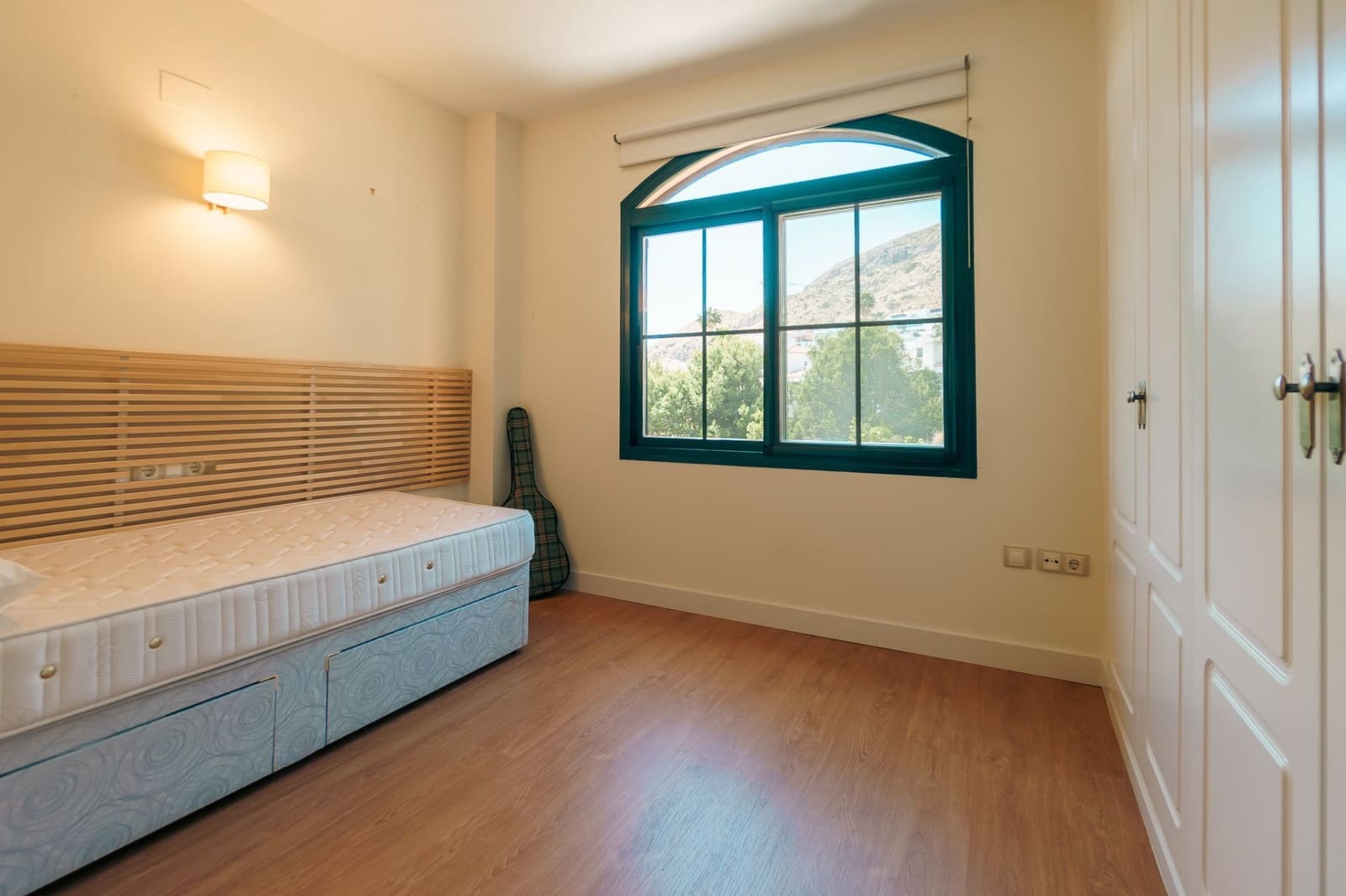 3 sypialnia Dom blizniak na sprzedaż w Finestrat z basenem garażem - 339 900 € (Ref: 9019866)