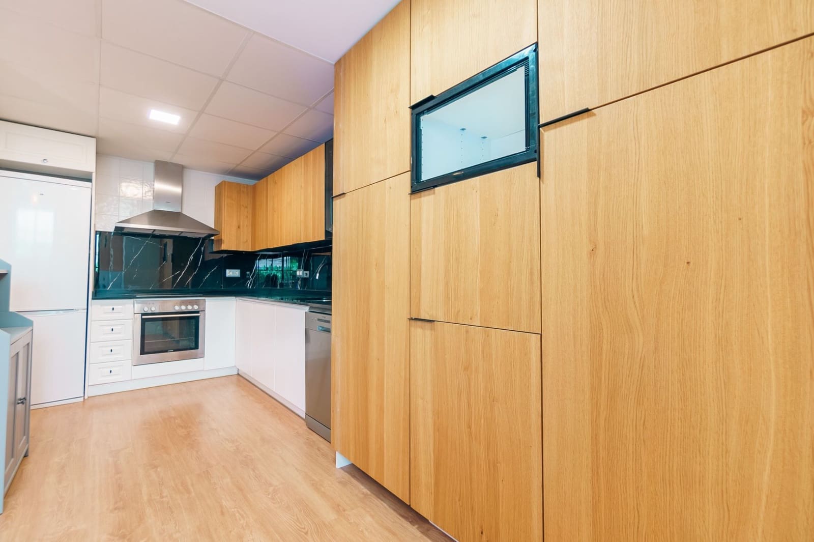 3 sypialnia Dom blizniak na sprzedaż w Finestrat z basenem garażem - 339 900 € (Ref: 9019866)