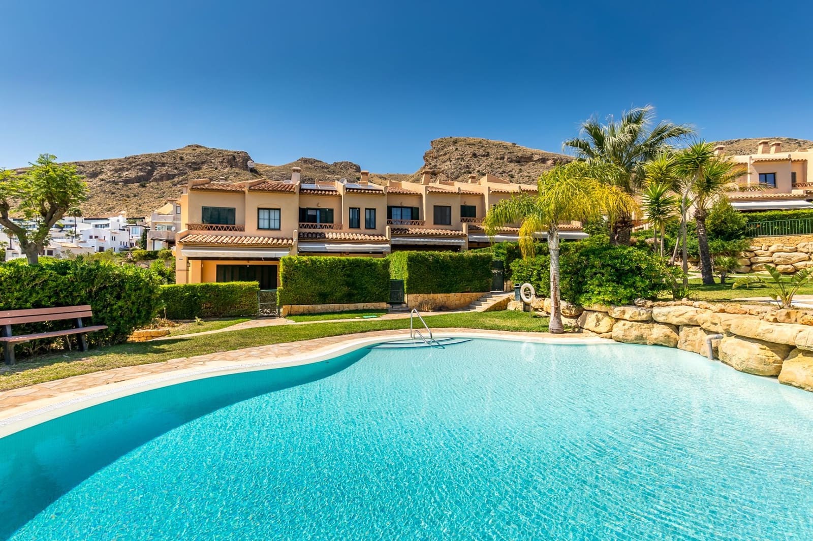 3 sypialnia Dom blizniak na sprzedaż w Finestrat z basenem garażem - 339 900 € (Ref: 9019866)