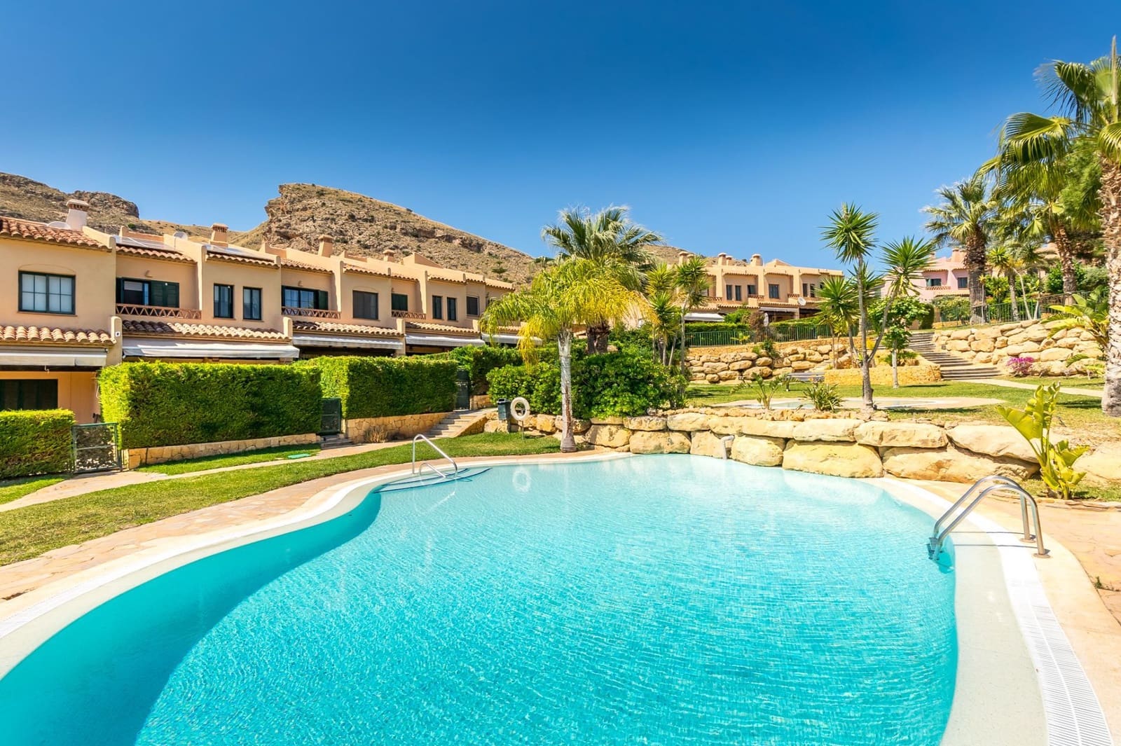 3 sypialnia Dom blizniak na sprzedaż w Finestrat z basenem garażem - 339 900 € (Ref: 9019866)