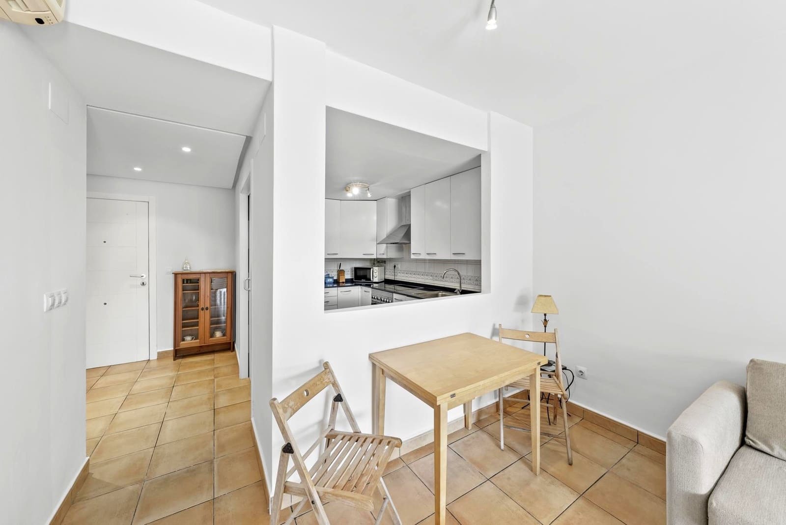 1 sypialnia Apartament do wynajęcia w Altea z basenem garażem - 875 € (Ref: 9022928)