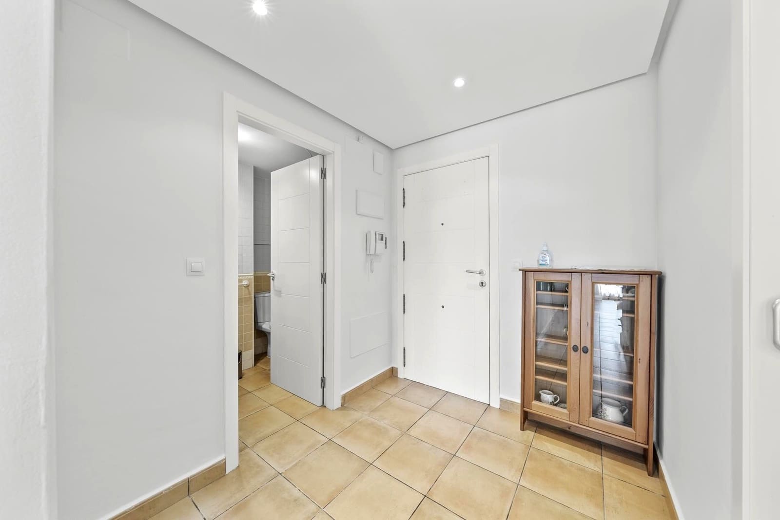 1 sypialnia Apartament do wynajęcia w Altea z basenem garażem - 875 € (Ref: 9022928)