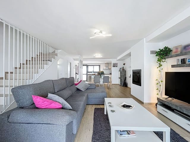 Bungalow de 3 habitaciones en Albir, Alfaz del Pi / L'Alfàs del Pi en venta con piscina garaje - 430.000 € (Ref: 9034218)