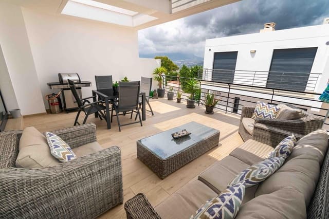 Bungalow de 3 habitaciones en Albir, Alfaz del Pi / L'Alfàs del Pi en venta con piscina garaje - 430.000 € (Ref: 9034218)