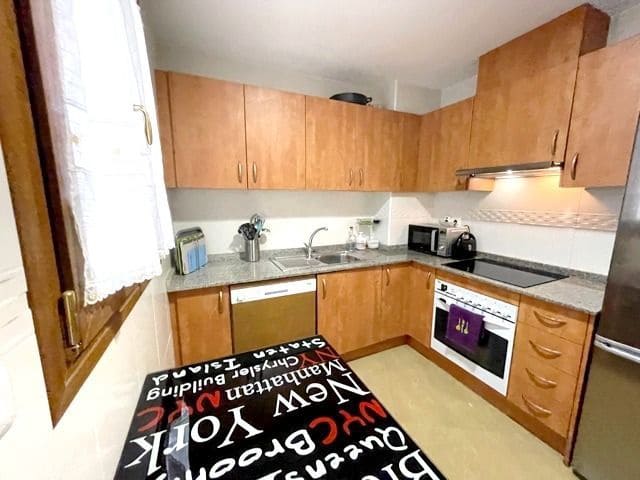 2 soveværelse Lejlighed til leje i Altea med swimmingpool garage - € 1.100 (Ref: 9057318)