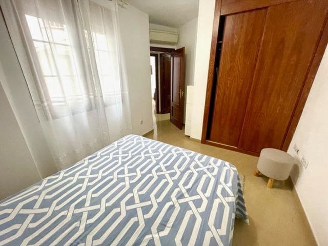 2 soveværelse Lejlighed til leje i Altea med swimmingpool garage - € 1.100 (Ref: 9057318)