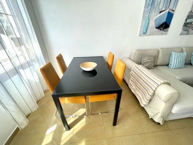 2 soveværelse Lejlighed til leje i Altea med swimmingpool garage - € 1.100 (Ref: 9057318)