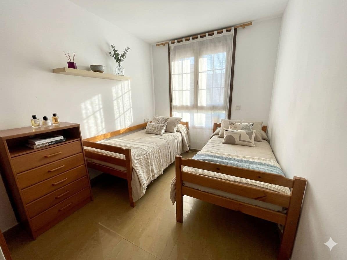 Apartamento de 2 habitaciones en Altea en alquiler con piscina garaje - 1.200 € (Ref: 9057318)