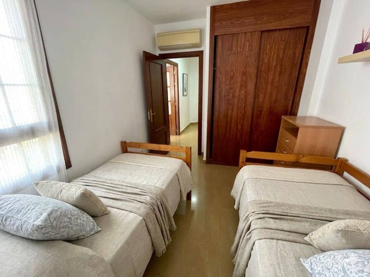 Apartamento de 2 habitaciones en Altea en alquiler con piscina garaje - 1.200 € (Ref: 9057318)