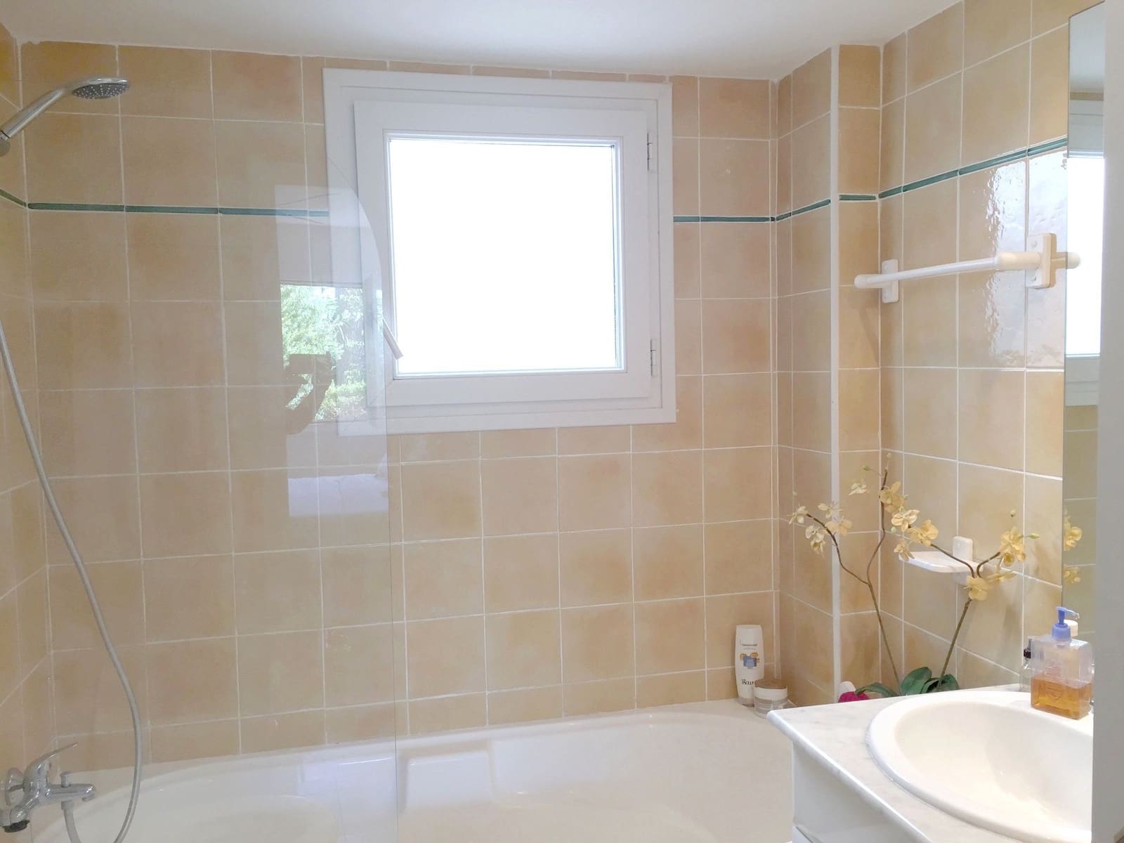 3 bedroom Apartment for rent in Altea with pool garage - € 1,800 (Ref: 9064941)