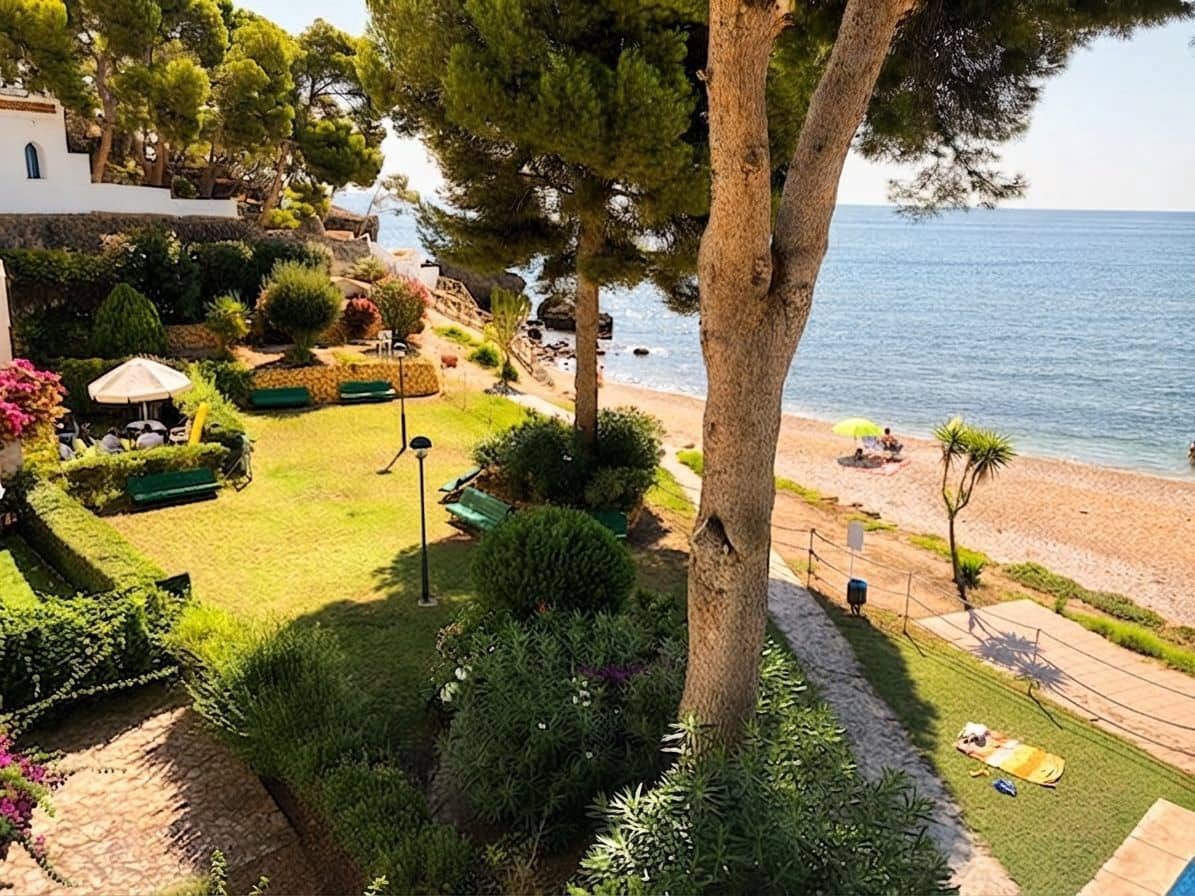 3 bedroom Apartment for rent in Altea with pool garage - € 1,800 (Ref: 9064941)
