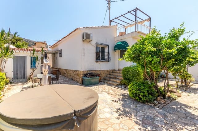 2 bedroom Villa for sale in Albir, Alfaz del Pi / L'Alfàs del Pi with pool garage - € 375,000 (Ref: 9148849)