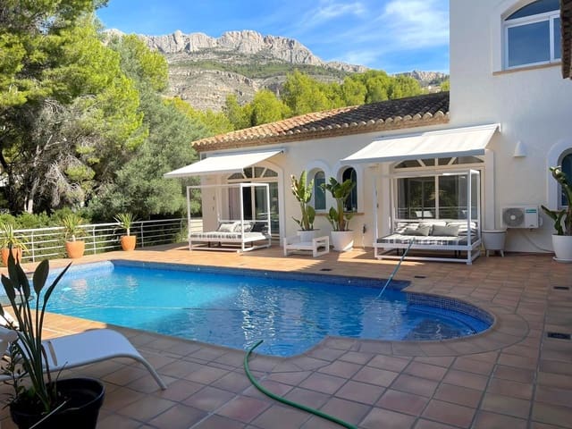 3 soveværelse Villa til leje i Altea la Vella, Altea med swimmingpool garage - € 3.800 (Ref: 9173208)