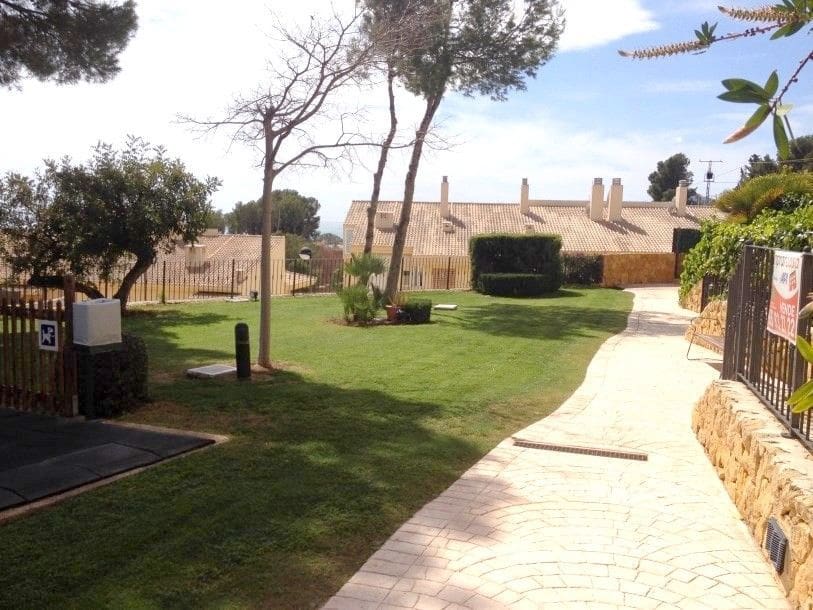 1 bedroom Apartment for rent in Altea with pool garage - € 875 (Ref: 9256755)