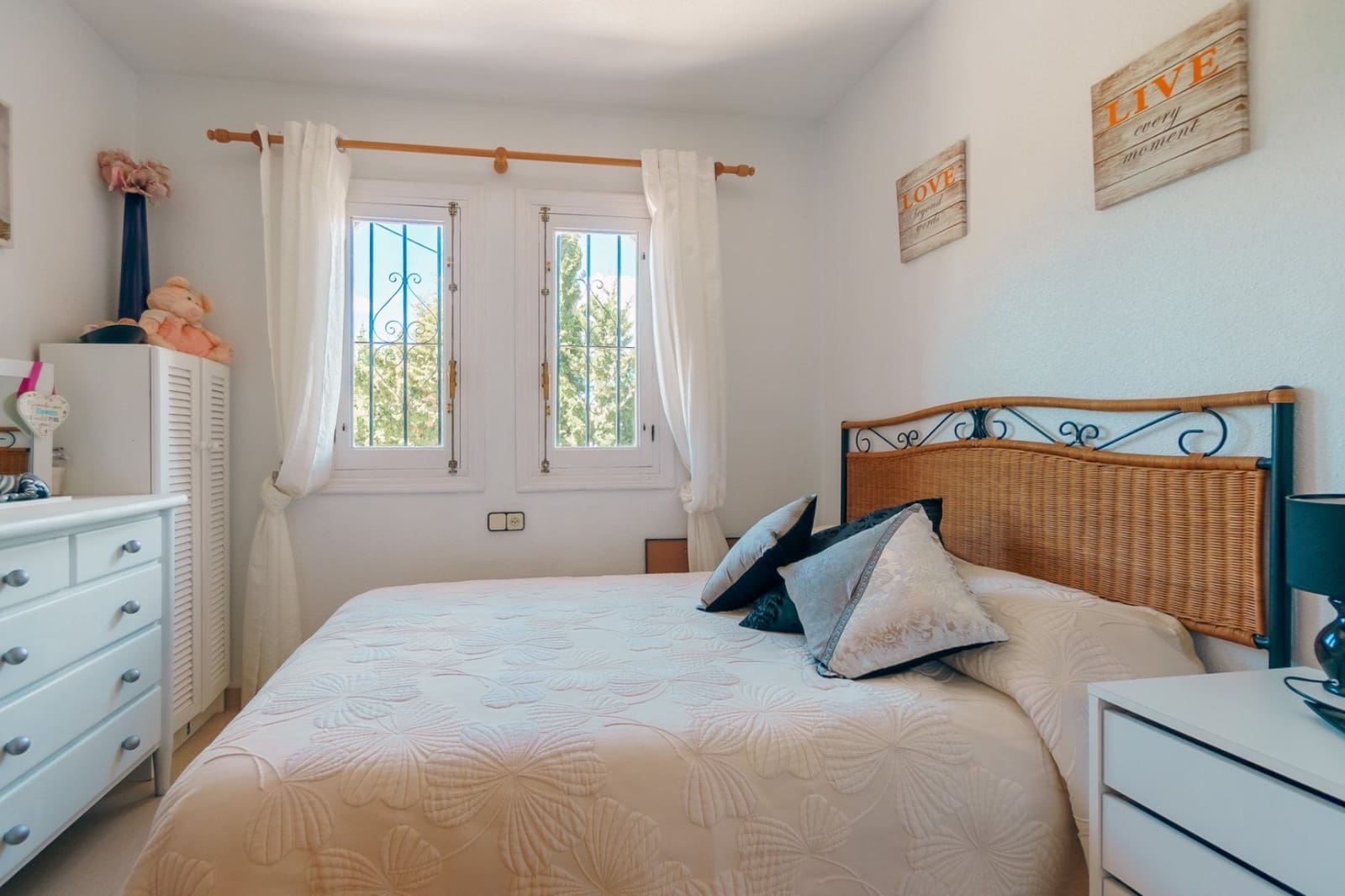 3 Zimmer Doppelhaus zu verkaufen in Albir mit Pool Garage - 349.000 € (Ref: 9290994)