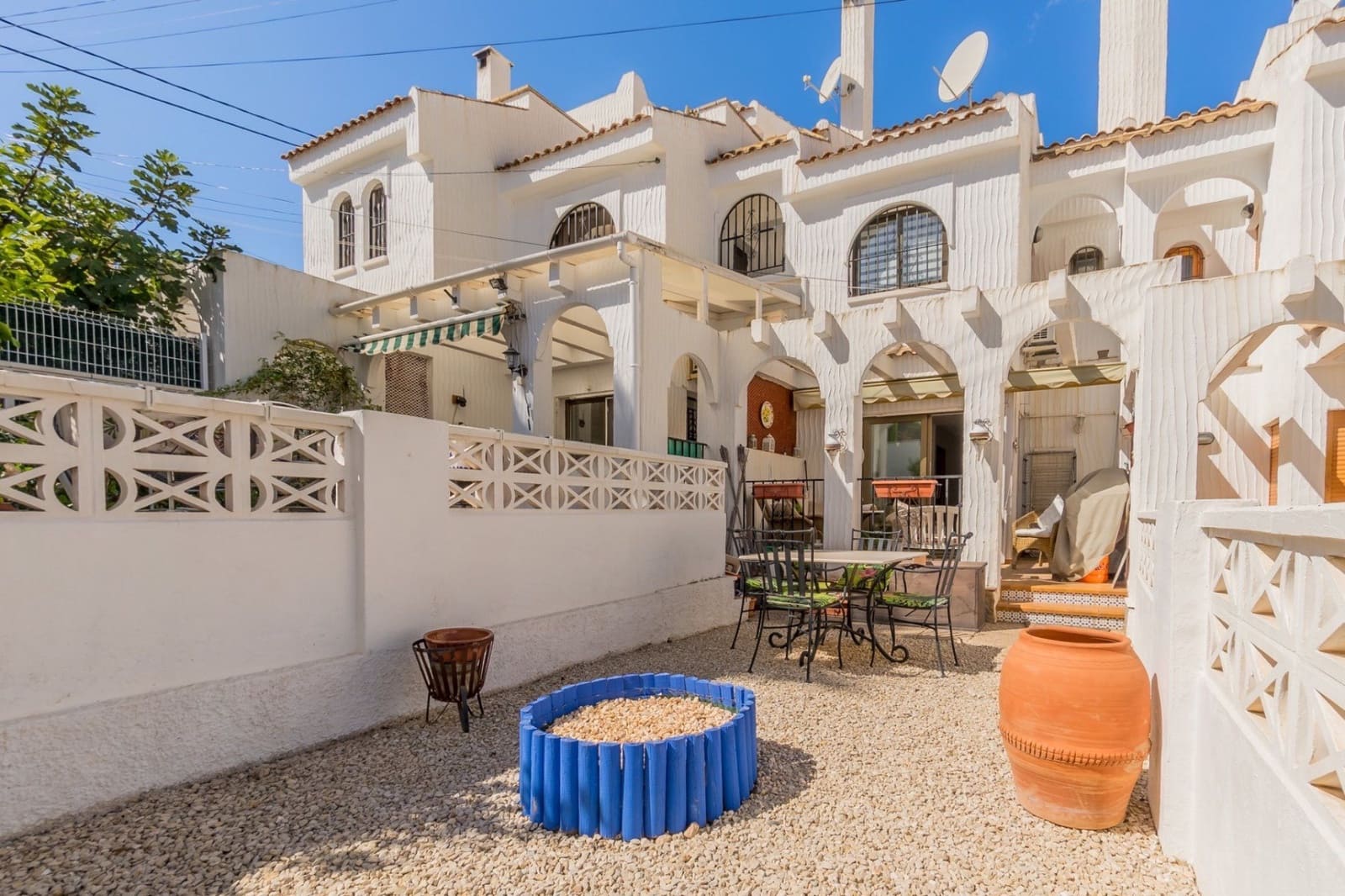 3 Zimmer Doppelhaus zu verkaufen in Albir mit Pool Garage - 349.000 € (Ref: 9290994)