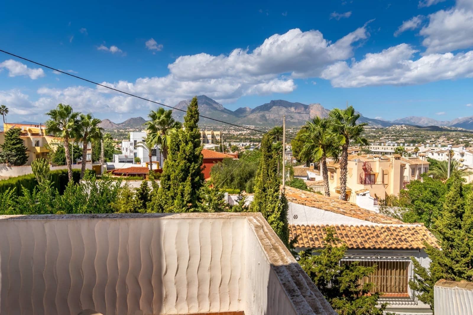 3 Zimmer Doppelhaus zu verkaufen in Albir mit Pool Garage - 349.000 € (Ref: 9290994)