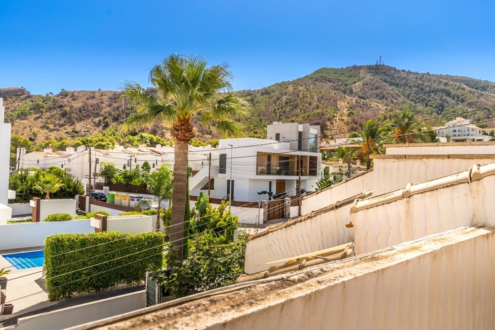 3 Zimmer Doppelhaus zu verkaufen in Albir mit Pool Garage - 349.000 € (Ref: 9290994)