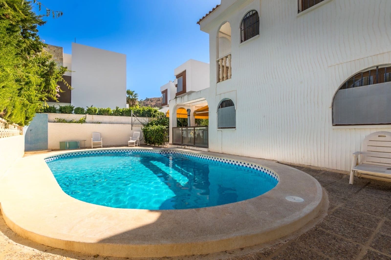 3 Zimmer Doppelhaus zu verkaufen in Albir mit Pool Garage - 349.000 € (Ref: 9290994)