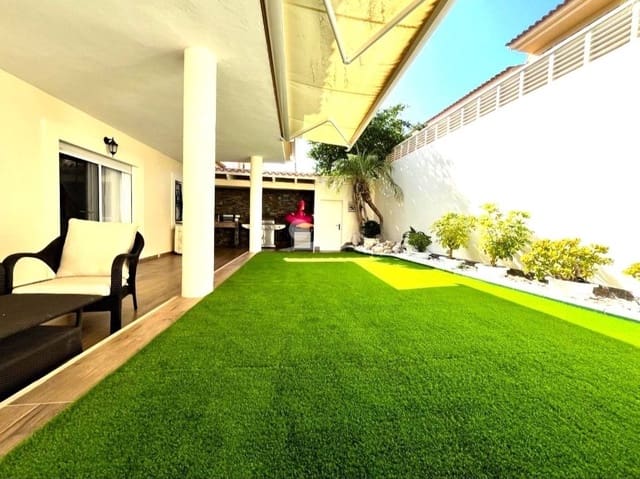 4 bedroom Semi-detached Villa for sale in Albir, Alfaz del Pi / L'Alfàs del Pi with pool garage - € 695,000 (Ref: 9356675)