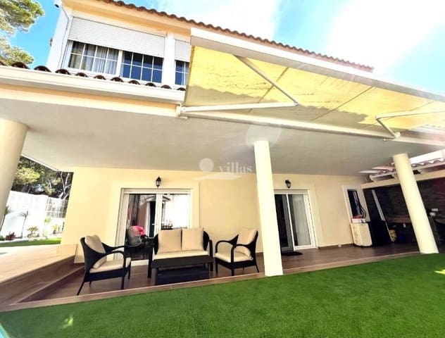 4 bedroom Semi-detached Villa for sale in Albir, Alfaz del Pi / L'Alfàs del Pi with pool garage - € 695,000 (Ref: 9356675)