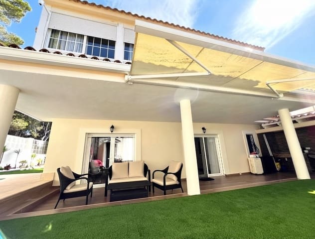 4 slaapkamer Halfvrijstaande villa te koop in Albir, Alfaz del Pi / L'Alfàs del Pi met zwembad garage - € 670.000 (Ref: 9356675)