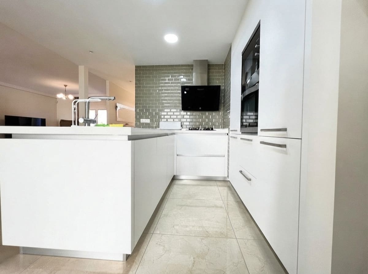 4 sypialnia Dom blizniak na sprzedaż w Albir z basenem garażem - 670 000 € (Ref: 9356675)