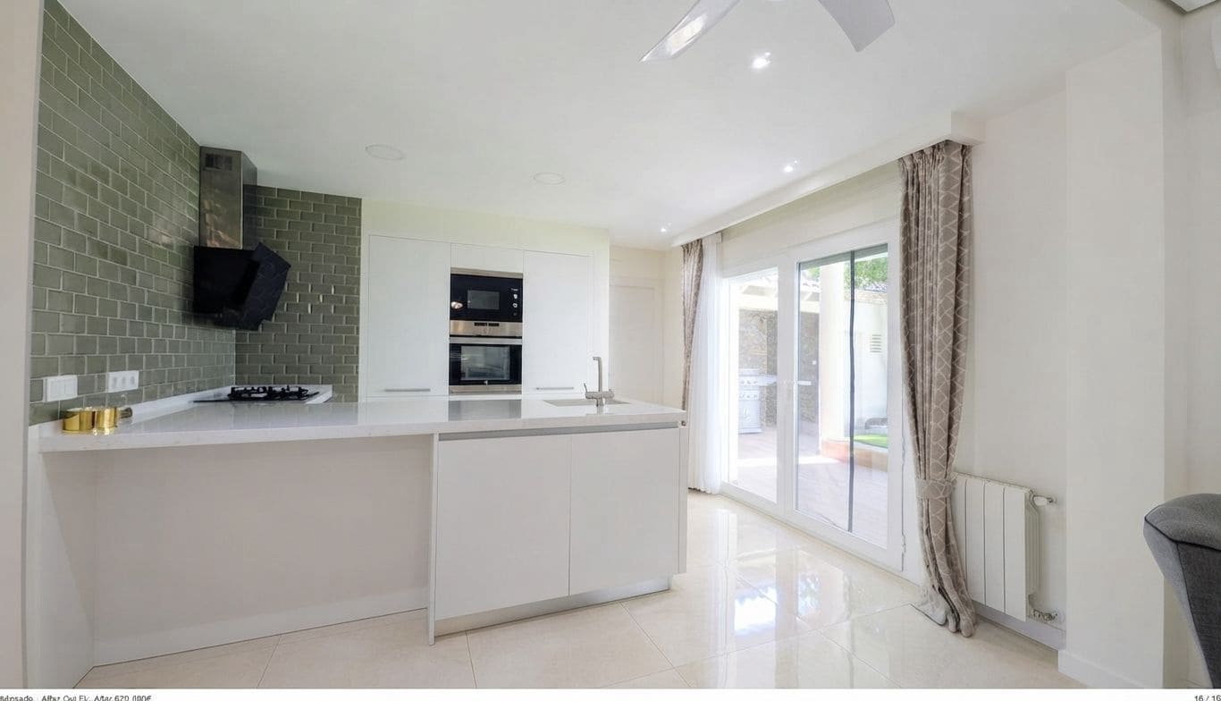 4 sypialnia Dom blizniak na sprzedaż w Albir z basenem garażem - 670 000 € (Ref: 9356675)