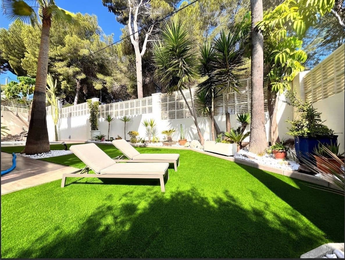 4 sypialnia Dom blizniak na sprzedaż w Albir z basenem garażem - 670 000 € (Ref: 9356675)