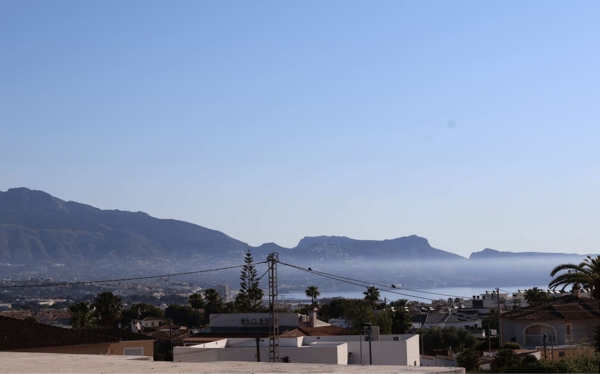 4 bedroom Villa for sale in Albir with pool garage - € 875,000 (Ref: 9387400)