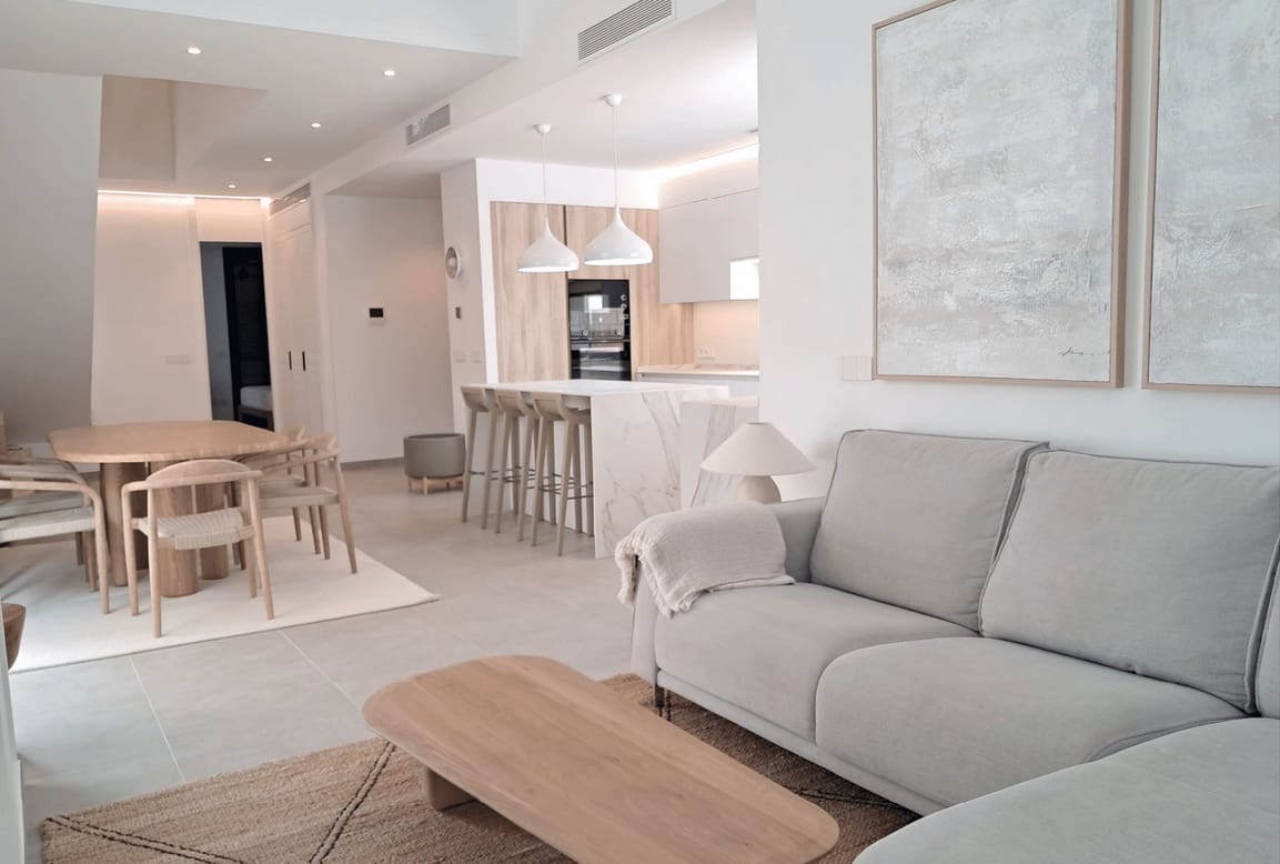 4 bedroom Villa for sale in Albir with pool garage - € 875,000 (Ref: 9387400)