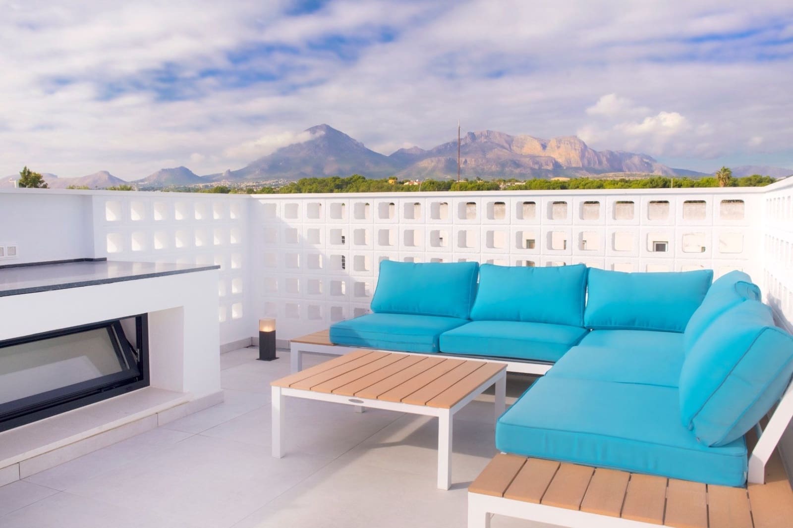 3 Zimmer Doppelhaus zu verkaufen in Albir mit Pool Garage - 480.000 € (Ref: 9398198)