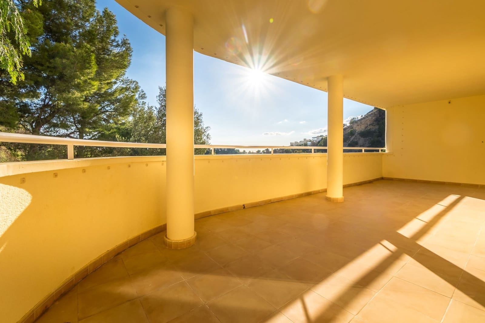 3 soveværelse Lejlighed til salg i Altea med swimmingpool garage - € 355.000 (Ref: 9429414)